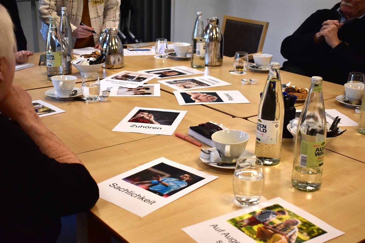 Workshop im Seniorenwohnstift in Hannover: Methode Card Sorting